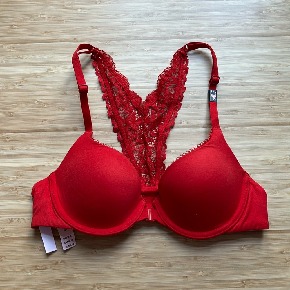 NWT Victoria Secret 32B red bra
